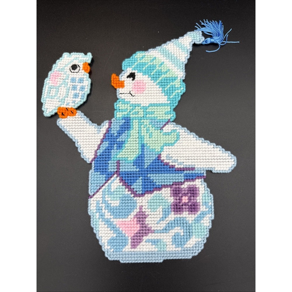 Plastic Canvas Winter Wall Table Decor Completed Blue Snowman And Bird 12 X 12"